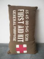 kussen decoratief First Aid Kit man cave decorative pillow, Ophalen of Verzenden