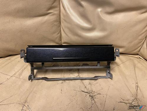 Bmw E39 radio frame in zwart/ grijze uitvoering 51458184159, Auto-onderdelen, Dashboard en Schakelaars, BMW, Gebruikt, Ophalen of Verzenden