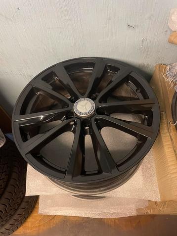 Mercedes velgen 18 /Originele Mercedes velgen/zwarte velgen beschikbaar voor biedingen
