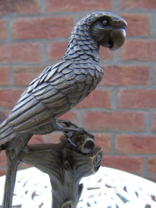 papegaai op bronzen stam met gieterijstempel., Antiek en Kunst, Antiek | Brons en Koper, Brons, Ophalen