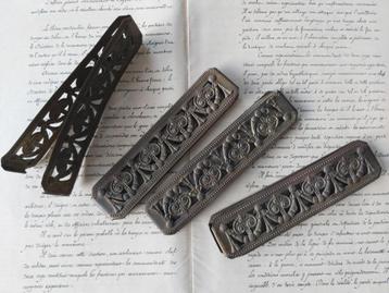 Prachtige oude franse decoratieve messing (gordijn) clips beschikbaar voor biedingen