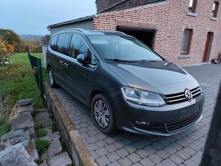 VW Sharan comfortline dsg EURO5 alleen bellen, Auto's, Volkswagen, Particulier, Sharan, Leder, Ophalen