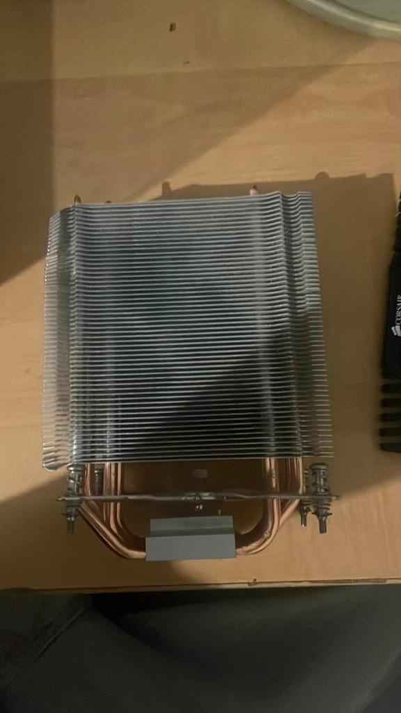 Cooler Master CPU-koeler – Hyper 212 style / Topconditie!, Informatique & Logiciels, Refroidisseurs d'ordinateur, Utilisé, Refroidisseur ordinateur à eau