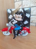 Betty Boop sur une moto vintage. 2001 très rare, Collections, Enlèvement ou Envoi, Neuf, Humain