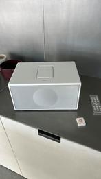 Geneva radio/ bluetooth box, Audio, Tv en Foto, Ophalen, Zo goed als nieuw