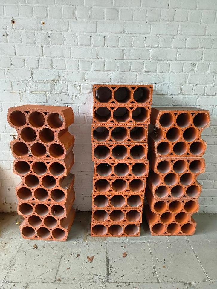 cave à vins en grès : casiers à bouteilles, Collections, Vins, Comme neuf, Vin rouge, France, Enlèvement