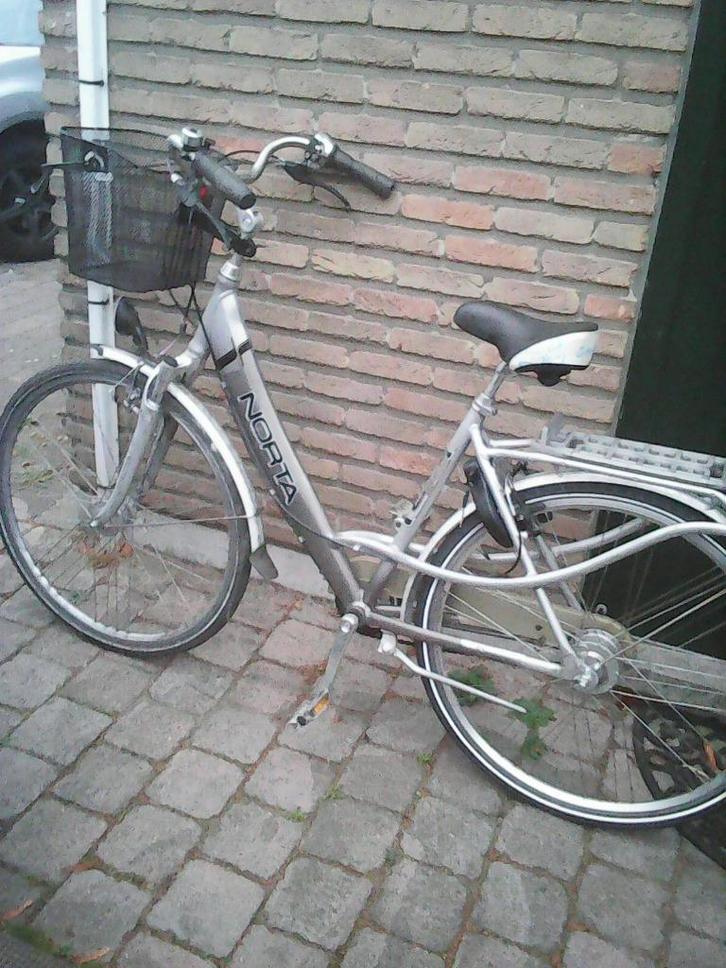 damesfiets norta 28 inch aluminium, Fietsen en Brommers, Fietsen | Dames | Damesfietsen, Zo goed als nieuw, Versnellingen, 53 tot 56 cm