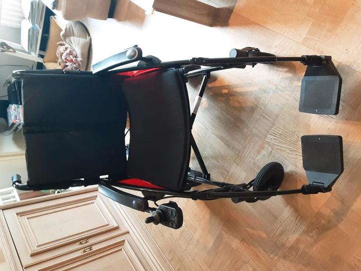 Electrische rolstoel "Quirumed", Diversen, Rolstoelen, Zo goed als nieuw, Ophalen