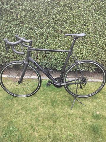 Koersfiets sensa modena  beschikbaar voor biedingen