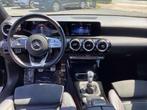 Mercedes-Benz A 180 AMG Line/1stEig/33000km/Panodak/LED/Cam, Auto's, Mercedes-Benz, Zwart, 4 cilinders, Zwart, Bedrijf