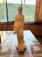 Santini-godin Hebe-standbeeld, Ophalen