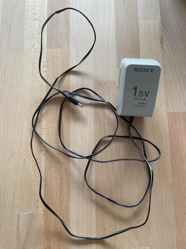 SONY AC-D1M Adaptateur, TV, Hi-fi & Vidéo, Walkman, Discman & Lecteurs de MiniDisc, Autres types, Enlèvement
