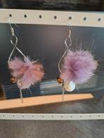 Boucles d'oreilles argentées avec pompon violet et perles, Argent, Pendantes, Enlèvement ou Envoi, Violet