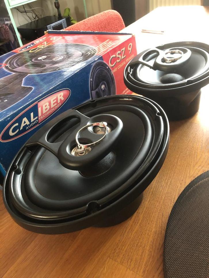 A vendre haut-parleurs auto 3 voies - Caliber, Auto diversen, Autospeakers, Zo goed als nieuw, Ophalen