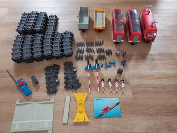 Playmobil cargo en passagierstrein 4010, in zeer goede staat beschikbaar voor biedingen