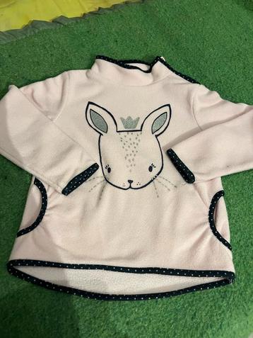 Lichtroze trui, 98 beschikbaar voor biedingen