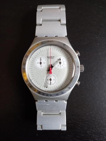 Montre Swatch chrono  irony en aluminium