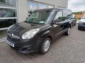 Opel Combo VAN 1248 cc diesel manueel Lichte vracht met Airc beschikbaar voor biedingen