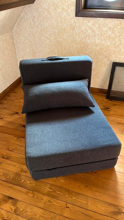 Zetelbed donkergrijs nieuwstaat, Huis en Inrichting, Slaapkamer | Slaapbanken, Zo goed als nieuw, 200 cm, Ophalen