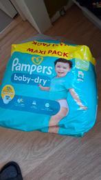 Pampers babydry maat 6 volledig pak, Enlèvement, Neuf