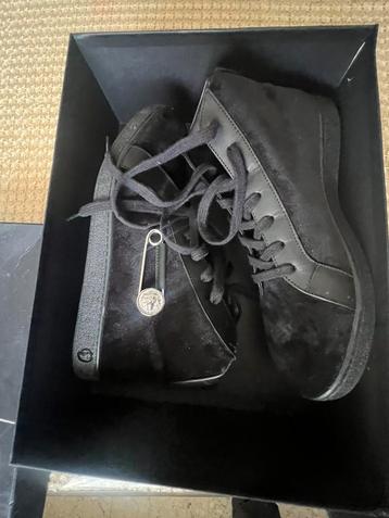 Versus versace schoenen beschikbaar voor biedingen