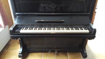 Piano Steinberg en bon état - à enlever, Enlèvement, Utilisé, Noir, Piano