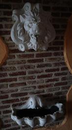 Mooie tweedelige wandfontein in massief beton, Ophalen, Zo goed als nieuw, Beton, Fontein