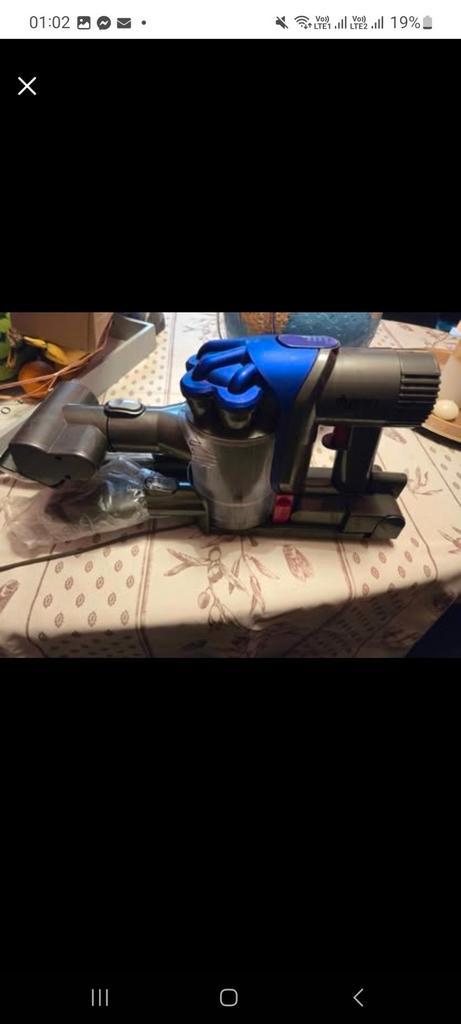 Dyson dc35 avec support mural 2 embouts et mini brosse motor, Elektronische apparatuur, Stofzuigers, Zo goed als nieuw, Stofzuiger