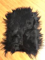 Zwarte langharige glanzende echte schapenvacht 100/80, Huis en Inrichting, Woonaccessoires | Plaids en Woondekens, Ophalen of Verzenden