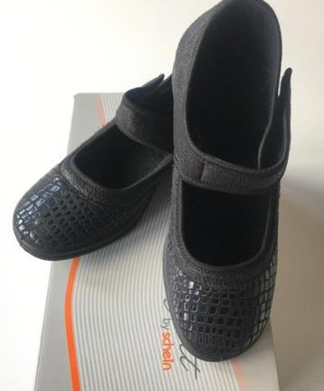 Dames schoenen (ballerina's )maat 37 beschikbaar voor biedingen