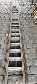 driedelige houten ladder 3 x 5 meter, Doe-het-zelf en Bouw, Ladders en Trappen, Ophalen, Gebruikt, Ladder