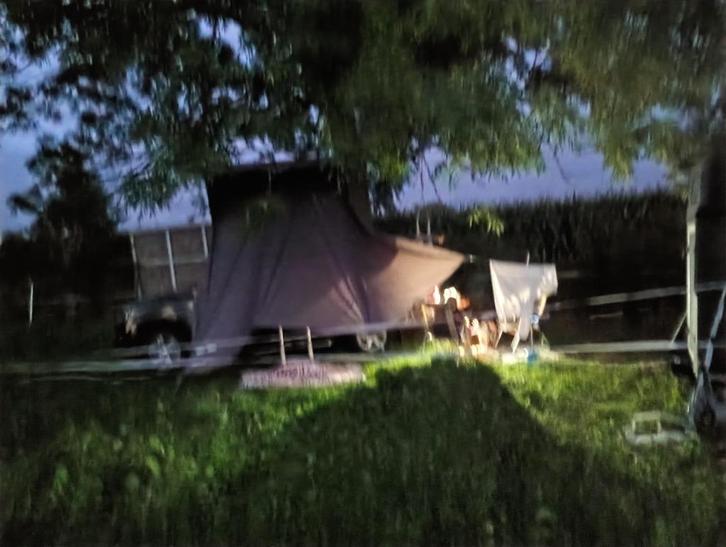Rooftoptent, Caravans en Kamperen, Tenten, tot en met 2, Zo goed als nieuw, Ophalen