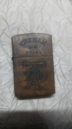 Vintage aansteker Zippo briquet Vietnam SNOOPY  III III 59, Ophalen of Verzenden, Zo goed als nieuw, Krant