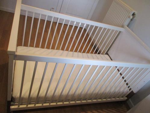 Meegroei kinderbed, Kinderen en Baby's, Kinderkamer | Bedden, Gebruikt, 140 tot 160 cm, 70 tot 85 cm, Lattenbodem, Matras, Ophalen