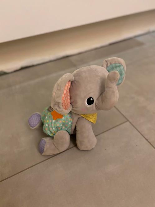 VTech Kruip & Leer Baby Olifant, Kinderen en Baby's, Speelgoed | Babyspeelgoed, Zo goed als nieuw, Overige typen, Met licht, Met geluid