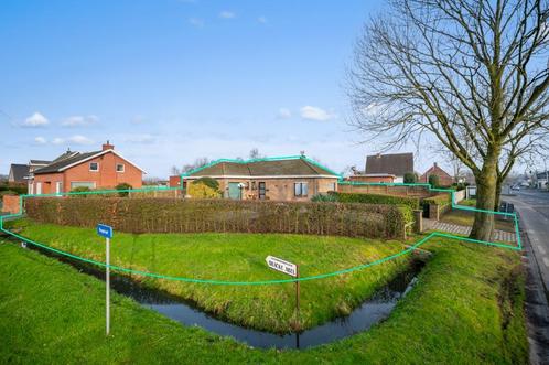 Goed onderhouden bungalow met tuin, 3 slpk en garage te Kalk, Immo, Huizen en Appartementen te koop, Gent, 200 tot 500 m², Vrijstaande woning