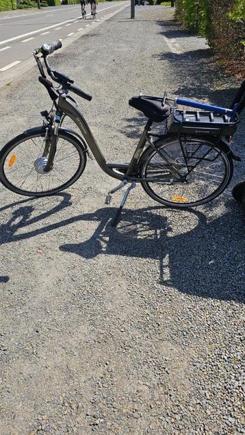velo electrique Btwin elops 900e, de 2023 ,250 kms beschikbaar voor biedingen