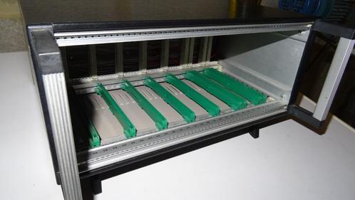 Boitier système de table, Boite a cartes, Hobby en Vrije tijd, Elektronica-componenten, Zo goed als nieuw, Ophalen of Verzenden