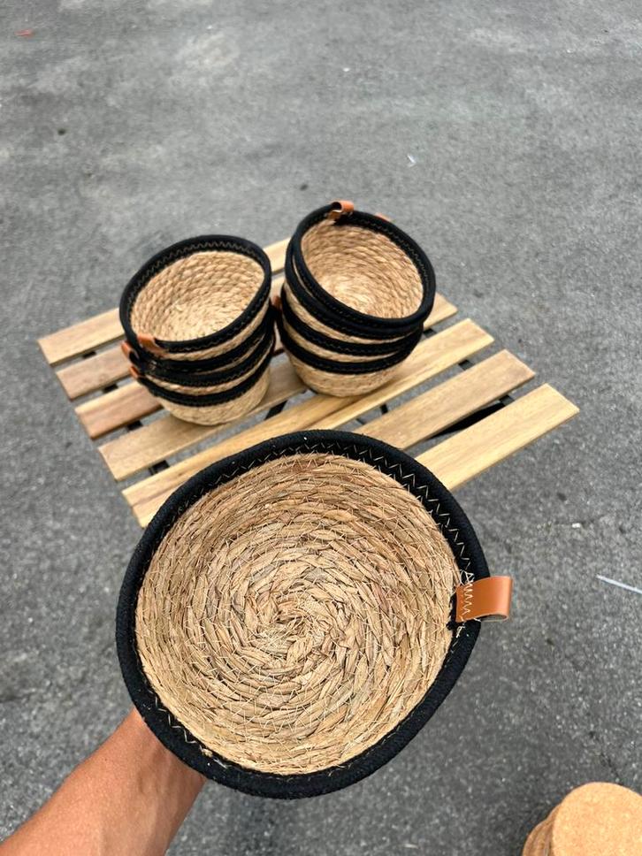 Mini mandjes (9stuks), Huis en Inrichting, Woonaccessoires | Schalen en Manden, Ophalen