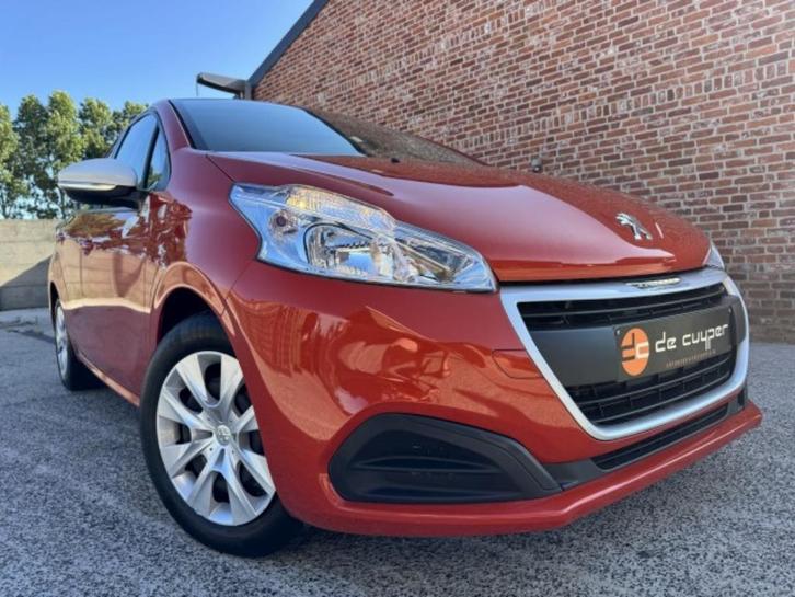 Peugeot 208Like "30 000km" benzine/cruise/airco/ohboek/NIEUW, Auto's, Peugeot, Bedrijf, Te koop, ABS, Airbags, Airconditioning
