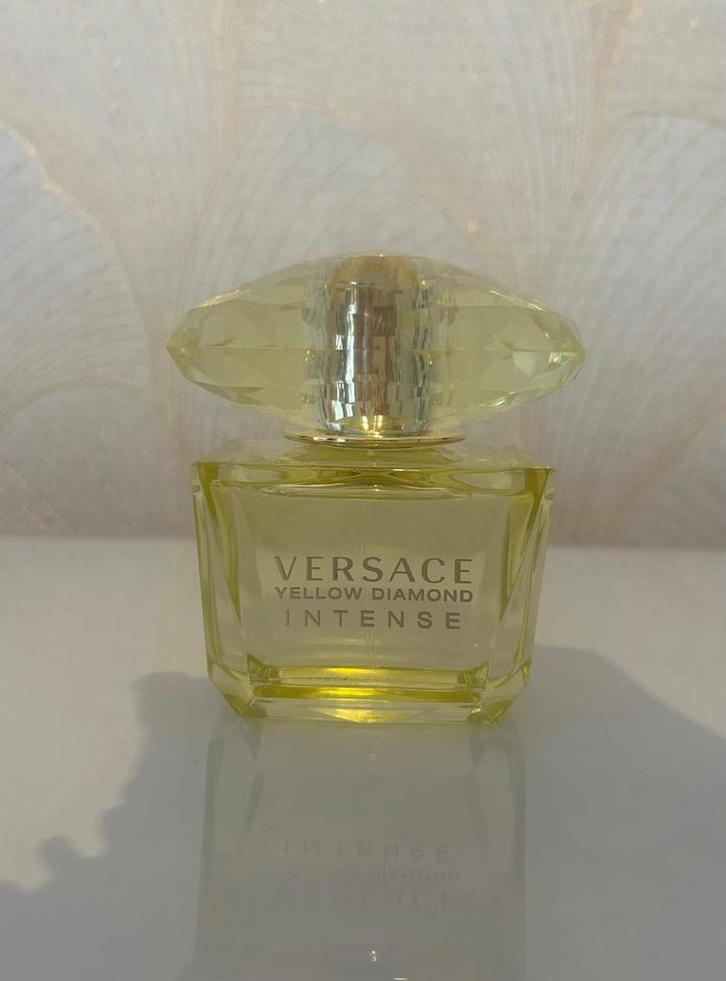 Versace parfum vrouwen, Handtassen en Accessoires, Uiterlijk | Parfum, Nieuw, Ophalen