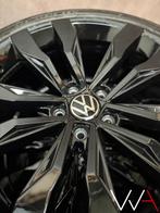 19” Volkswagen T-Roc “Suzuka” R-Line BLACK All Season t roc, Auto-onderdelen, 19 inch, Gebruikt, -, -