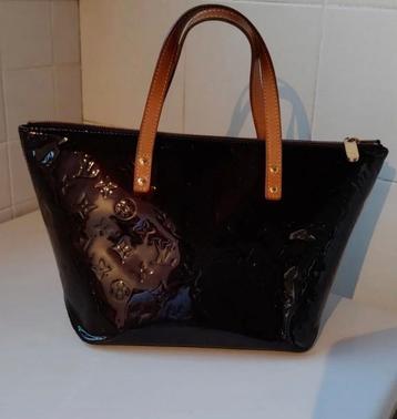 Louis Vuitton Belle vue PM amarant