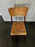 Oude schoolstoel, Enlèvement