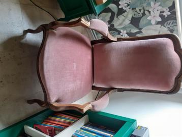  Fauteuil in Voltaire-stijl beschikbaar voor biedingen