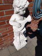 Tuinbeelden . 2 Muurbeelden op sokkel., Tuin en Terras, Ophalen, Gebruikt, Steen, Mensenbeeld