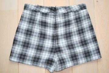 Short d'hiver à carreaux discrets 38 - état neuf !, Taille 38/40 (M), Gris, Enlèvement ou Envoi, Comme neuf