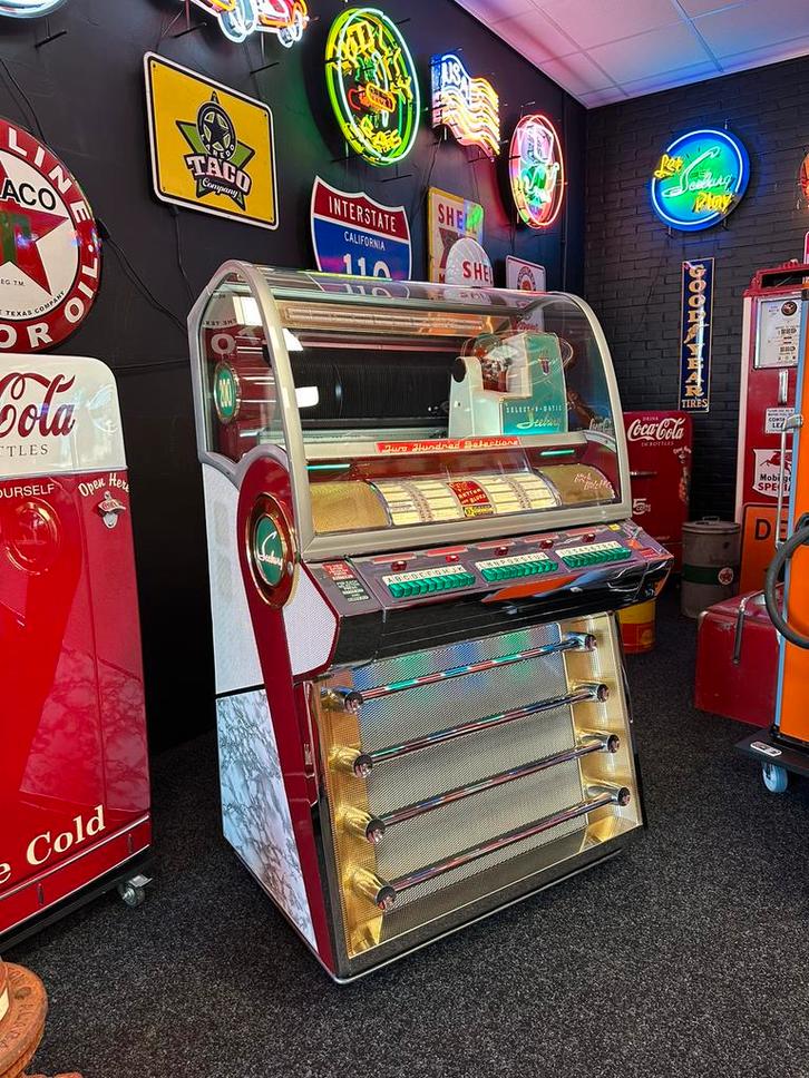 Prachtige jukebox Seeburg V200 200 Selections uit 1955, Collections, Machines | Jukebox, Comme neuf, Seeburg, 1950 à 1960, Enlèvement