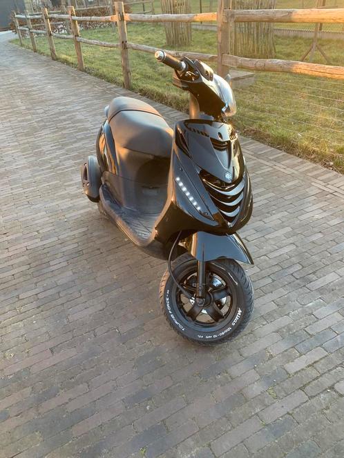 Zip Iget 80cc 2019 4takt B klasse, Fietsen en Brommers, Scooters | Piaggio, Nieuw, Zip, Klasse B (45 km/u), Benzine, Ophalen
