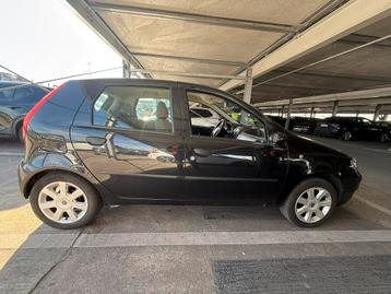 Fiat punto 2005, Auto's, Fiat, Stof, Zwart, Zwart, 5 deurs